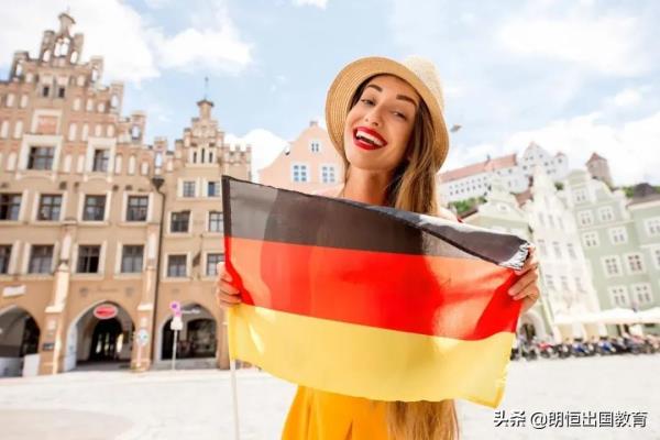 德国留学一年10万够吗_德国留学一年费用40万