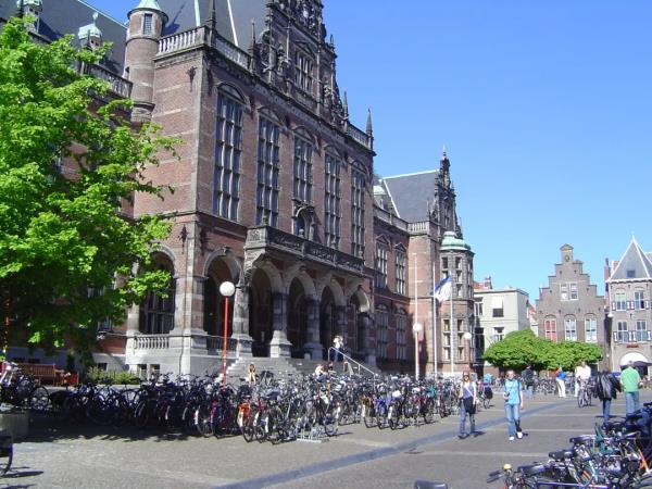 荷兰阿姆斯特丹大学学费