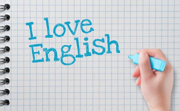 关于大学课程重要性的英语作文_上大学的重要性英语作文