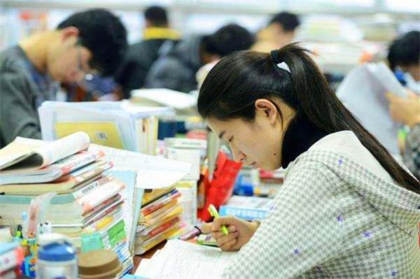 北京小学教师资格证考试时间