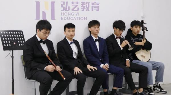江西省的高中音乐教师资格证难吗_高中音乐教师资格证考钢琴吗