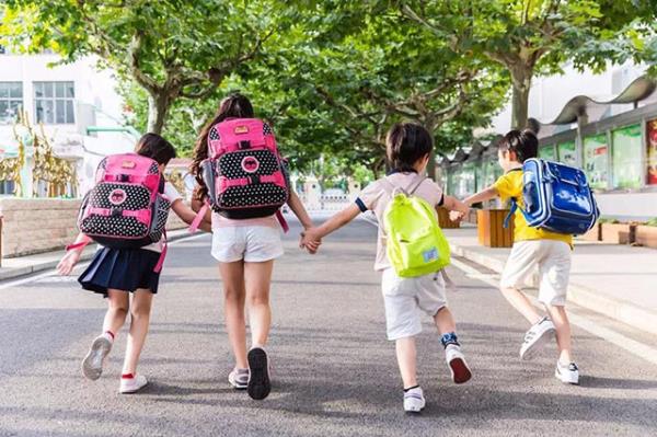 香港预科有初高中课程吗